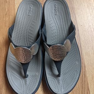 Crocs sandals in Navy